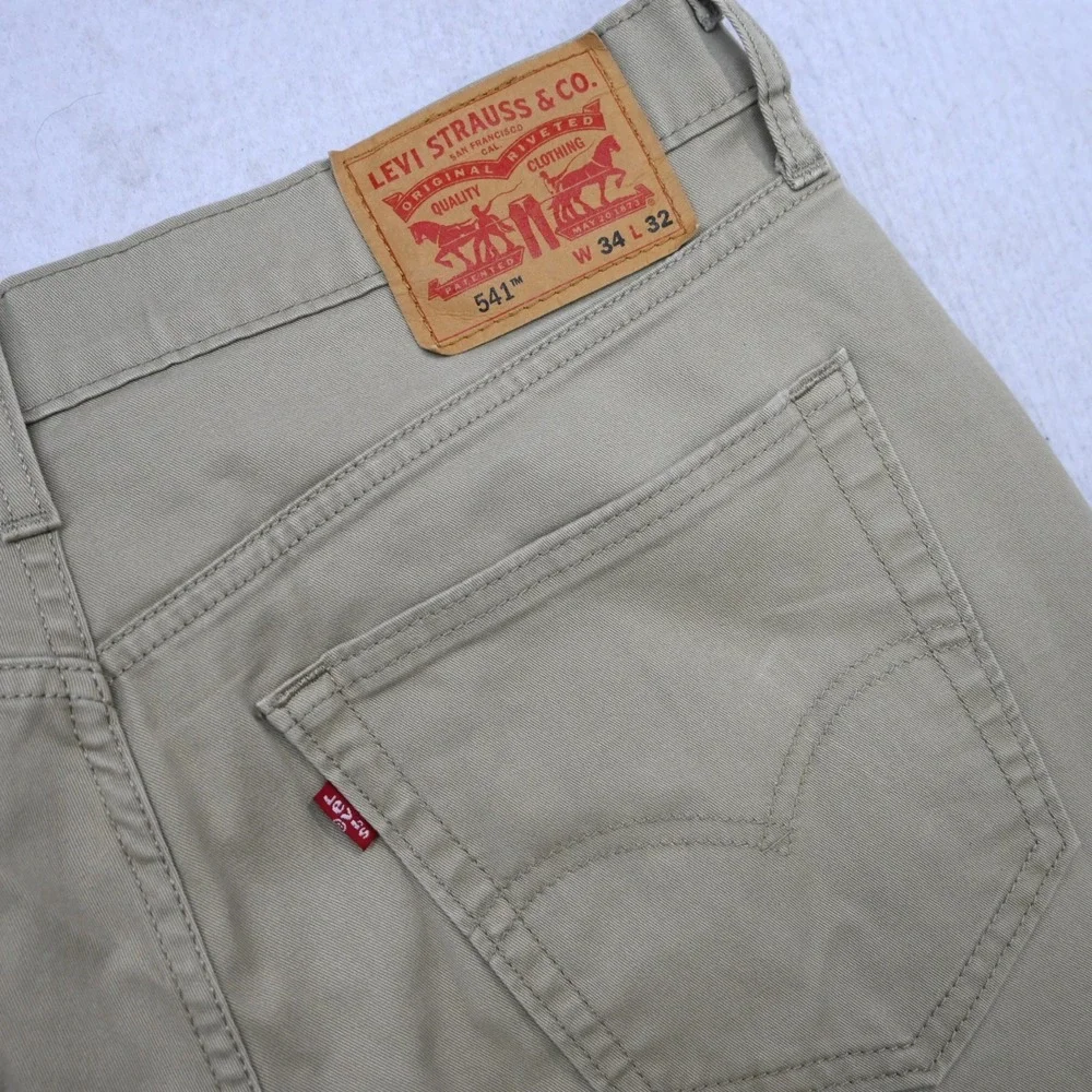 Levi's 541 Atlletic Fit Taper Stretch‎ 5-Pocket Pants Beige Mens Size 34 x 30***